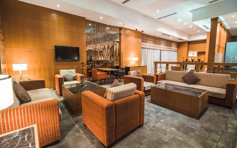 Zenith Hotel Kuantan Exterior photo The lounge at the airport