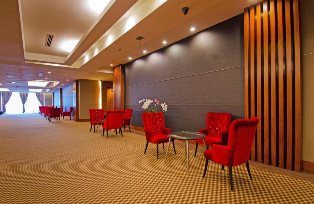 Zenith Hotel Kuantan Exterior photo Interior of the hotel